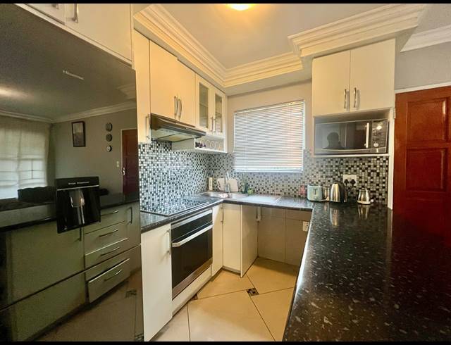 3 BEDROOM SIMPLEX FOR SALE IN LINMEYER